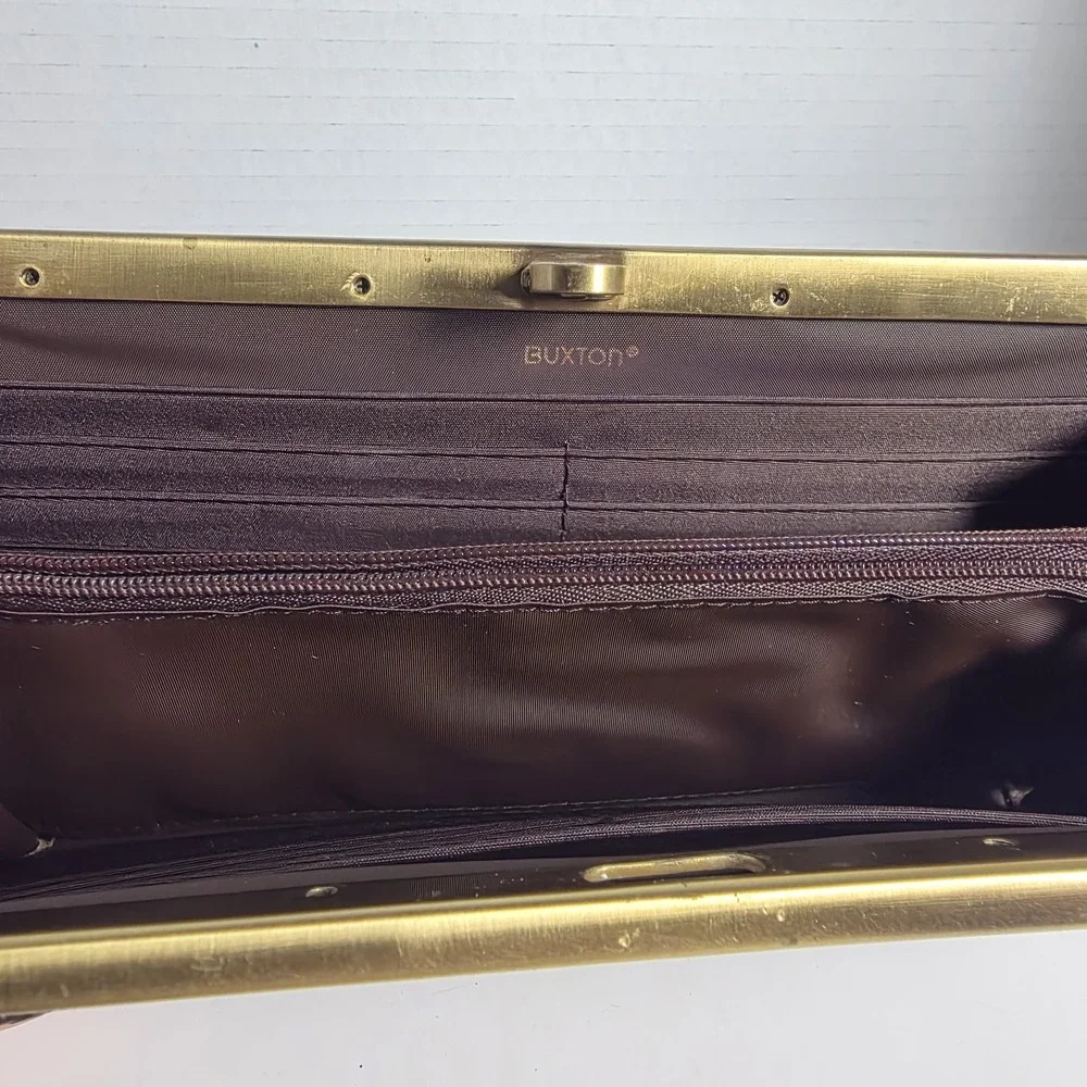 Buxton Designer‎ Brown Croc Bronze Metal Slide Lock Accordion Clutch Wallet